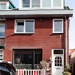 M&m Studio's 1 & 2 Apartment *