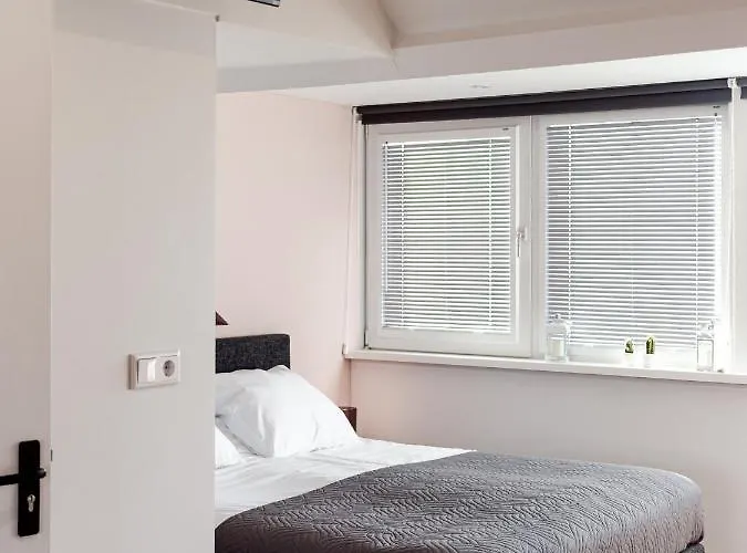 Apartment M&m Studio's 1 & 2