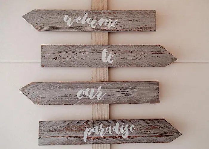 M&m Studio's 1 & 2 *